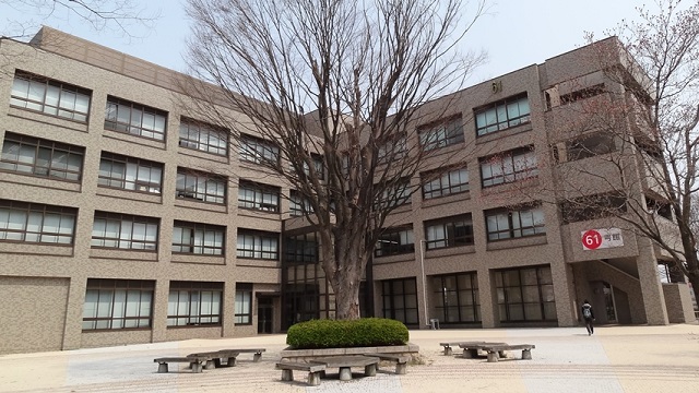 情報工学科棟 61 号館